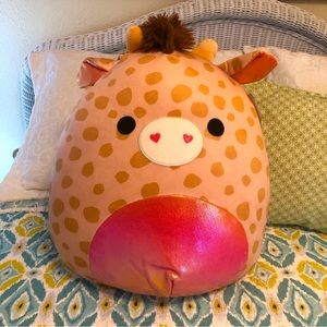 Zuni the Giraffe 16” Squishmallow Brand New! Size is actually 18”🎈